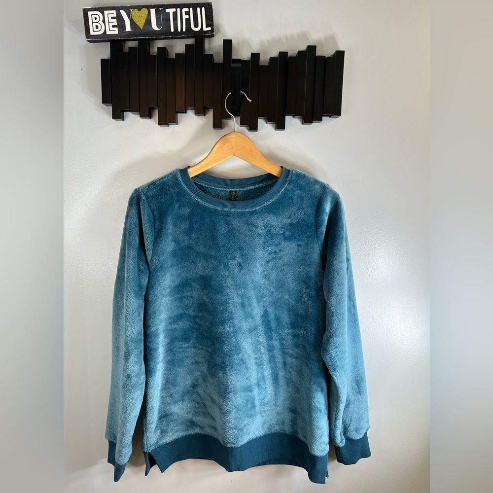 GAIAM Teal Lux Velour Lounge Crewneck Size Medium